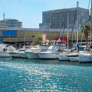 Boat Barcelona Hotel en barco Sant Adrià de Besòs